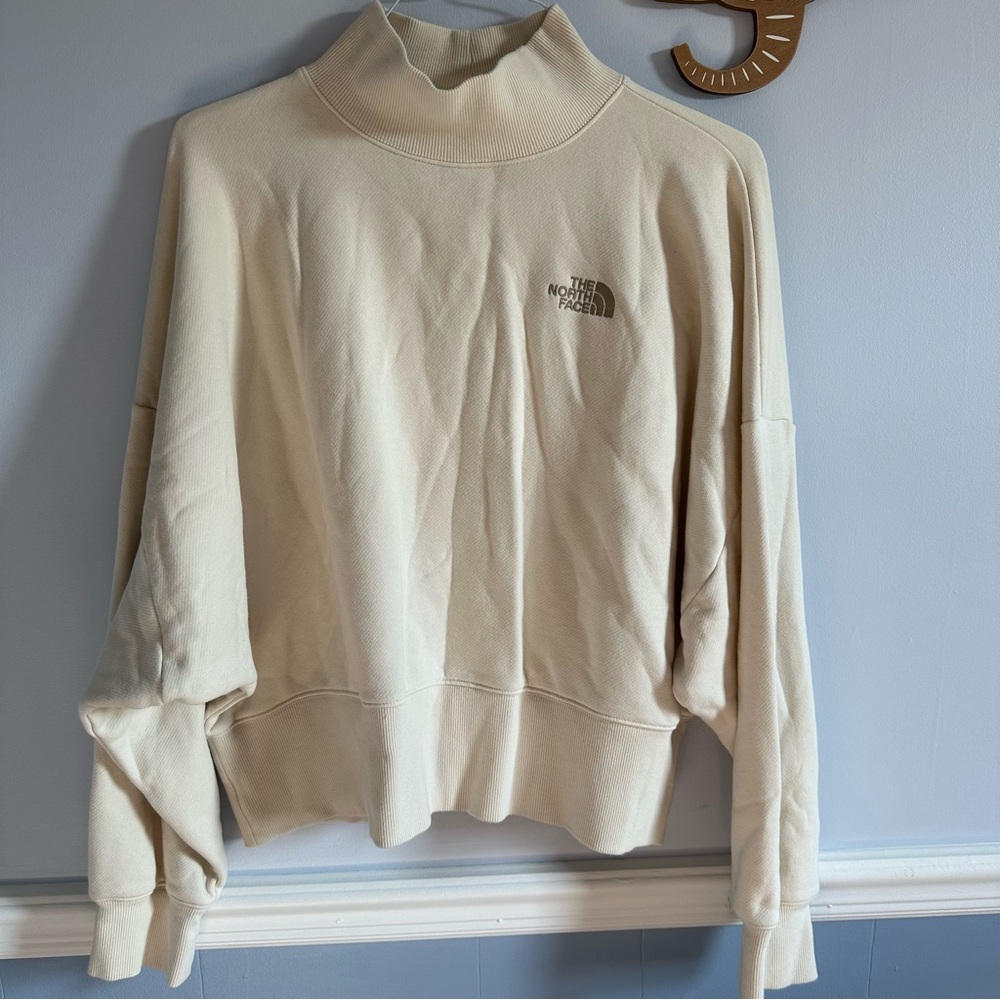 North Face Women’s Cream Sweatshirt